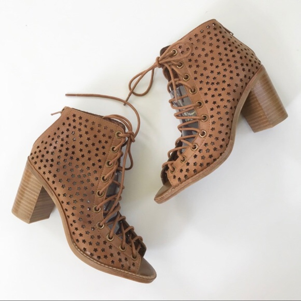 Jeffrey Cambell Cors - Picture 1 of 6